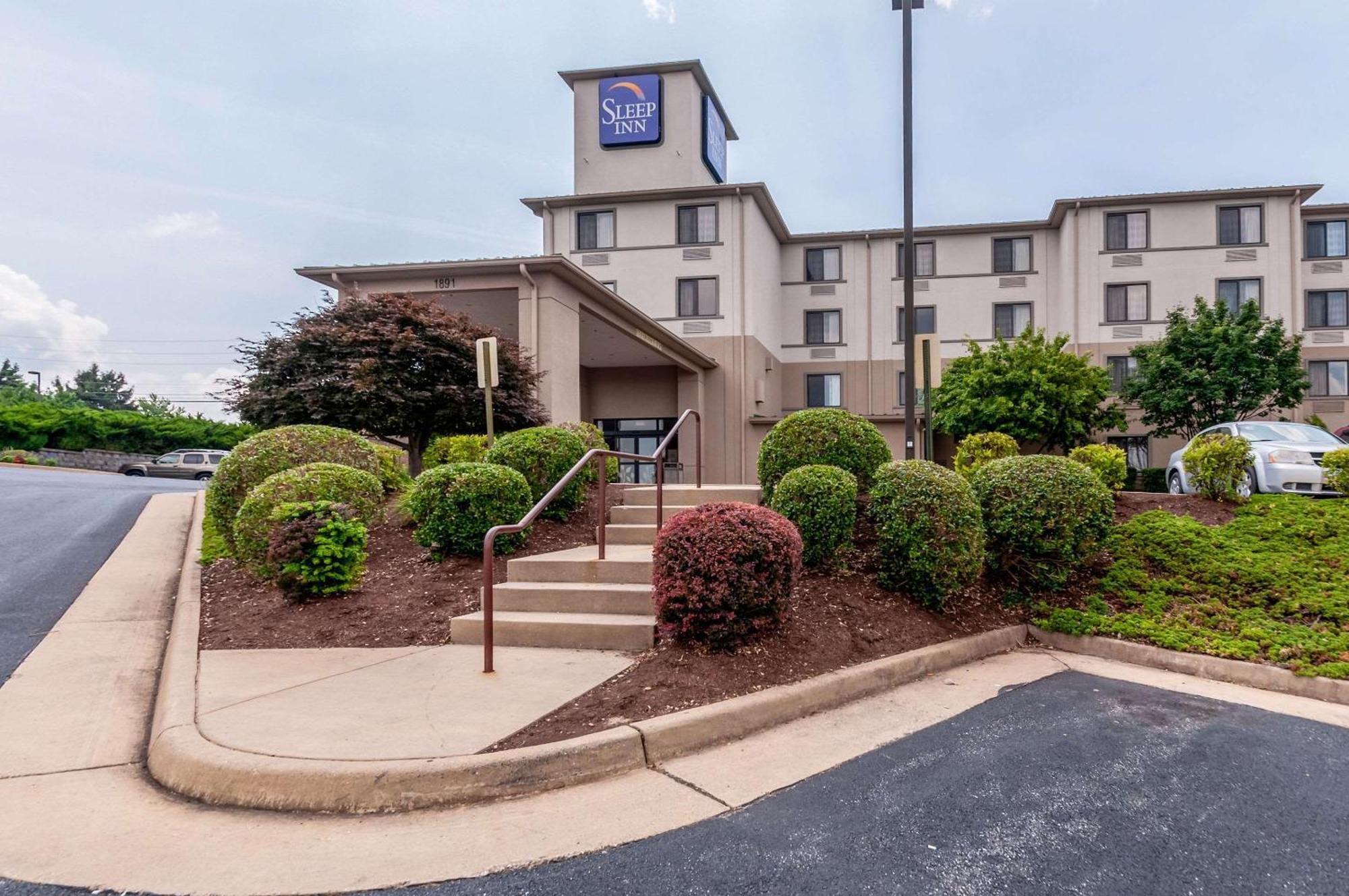 Sleep Inn & Suites Harrisonburg Near University Eksteriør billede