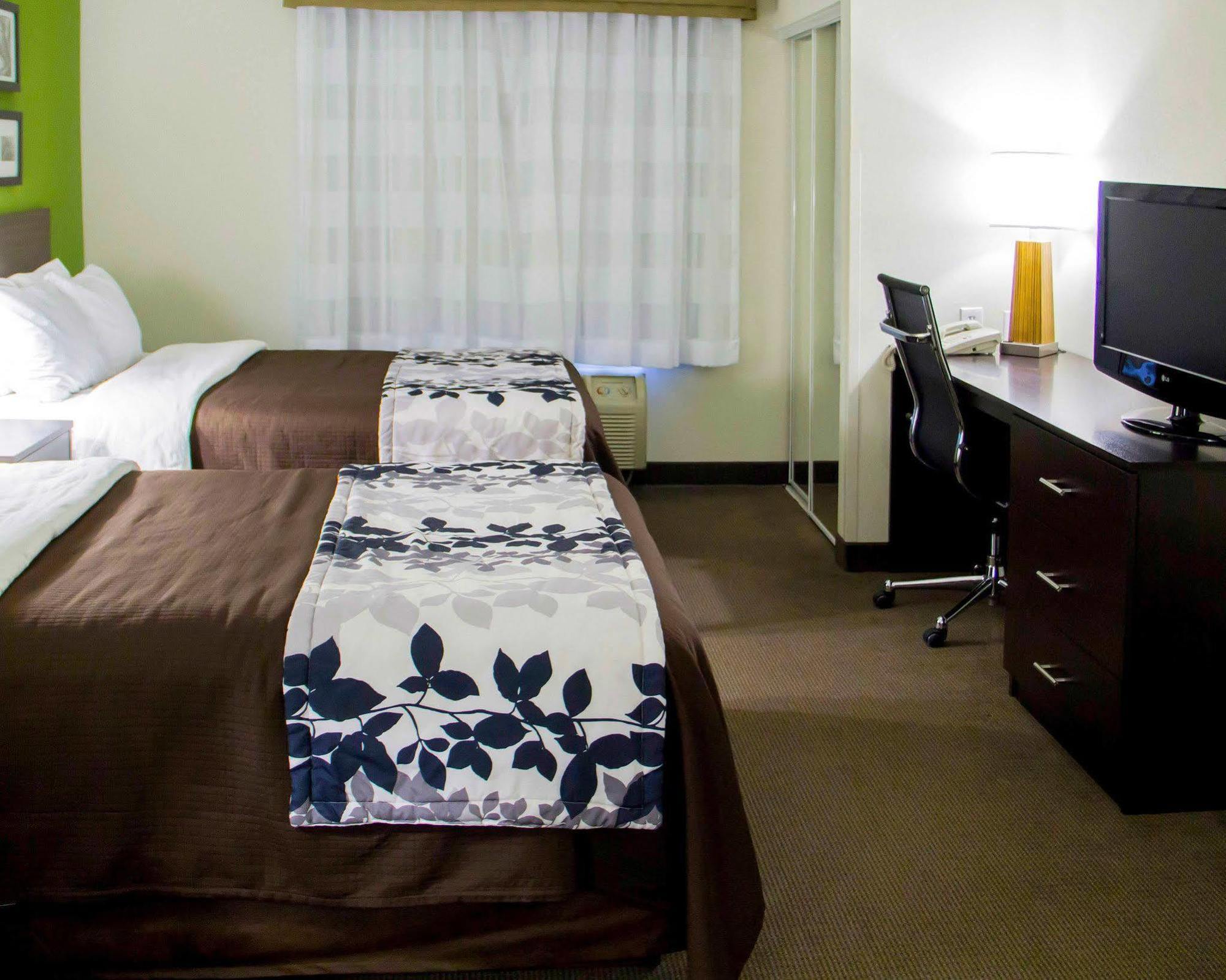 Sleep Inn & Suites Harrisonburg Near University Eksteriør billede
